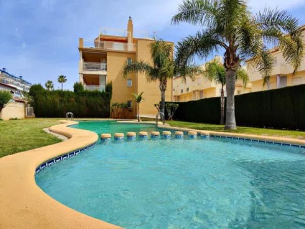 Piso en calle Esparralló, 12