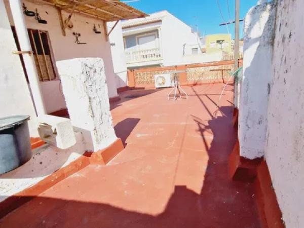 Chalet pareado en calle de la Barbacana