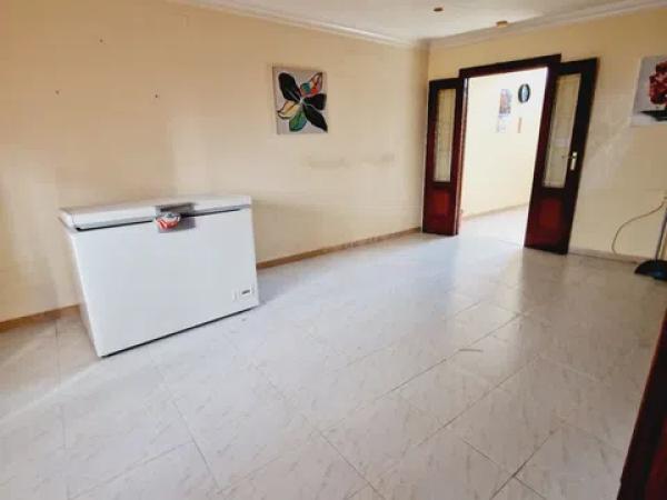 Chalet pareado en calle de la Barbacana