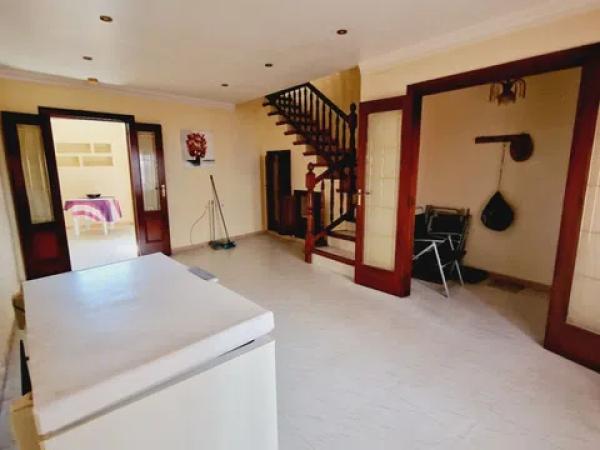 Chalet pareado en calle de la Barbacana