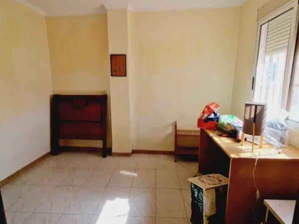 Chalet pareado en calle de la Barbacana