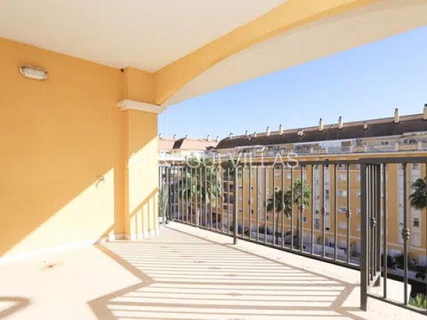 Piso en avenida de Ramón Ortega, 2