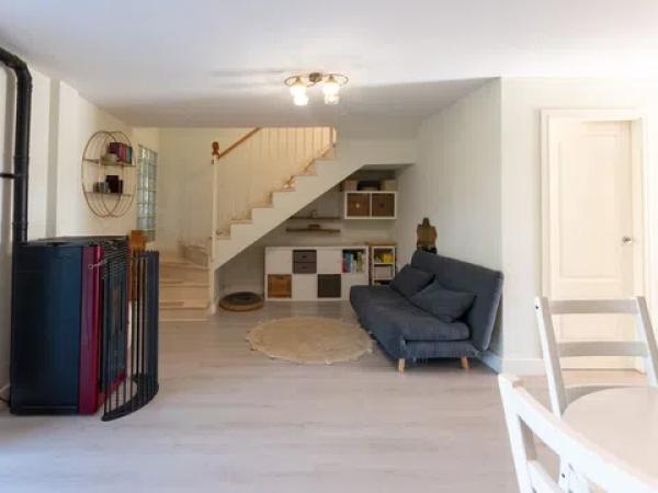 Chalet adosado en calle Bot, 6