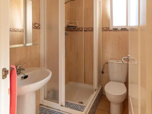 Chalet adosado en calle Bot, 6