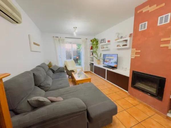 Chalet adosado en calle de Miraflor, 12