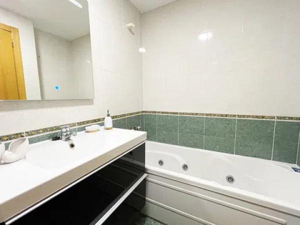 Piso en avenida del Montgó