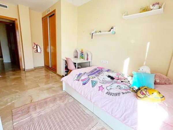 Piso en avenida del Montgó