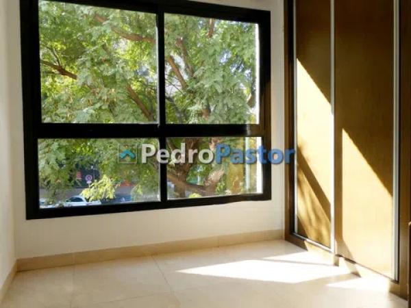 Piso en avenida Juan Chabás, 3