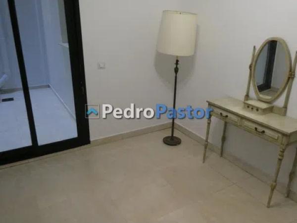 Piso en avenida Juan Chabás, 3