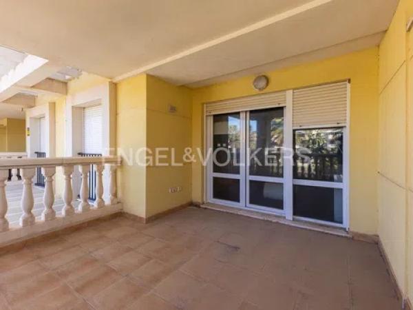 Piso en calle del Riu de Gallinera