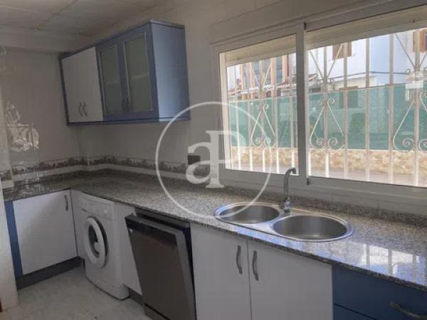 Piso en Barrio Les Bovetes-La Felicidad