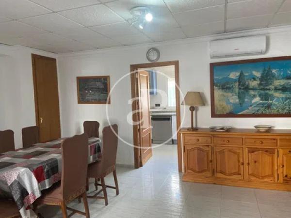 Piso en Barrio Les Bovetes-La Felicidad