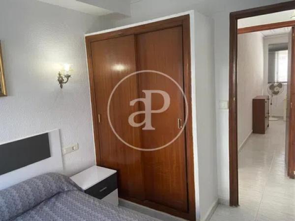 Piso en Barrio Les Bovetes-La Felicidad