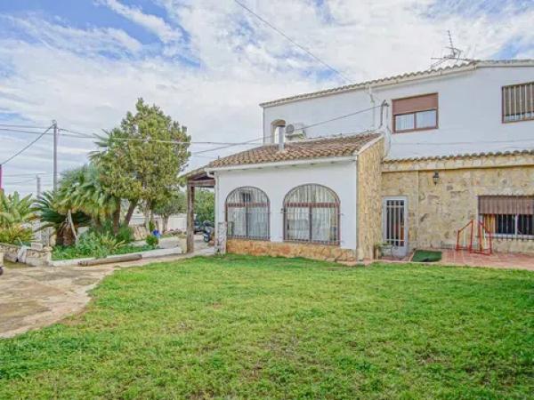 Chalet en La Pedrera-Vessanes