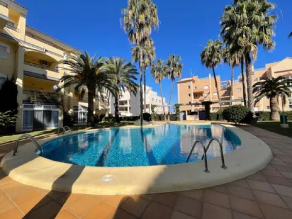 Piso en Barrio Les Bovetes-La Felicidad