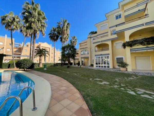 Piso en Barrio Les Bovetes-La Felicidad