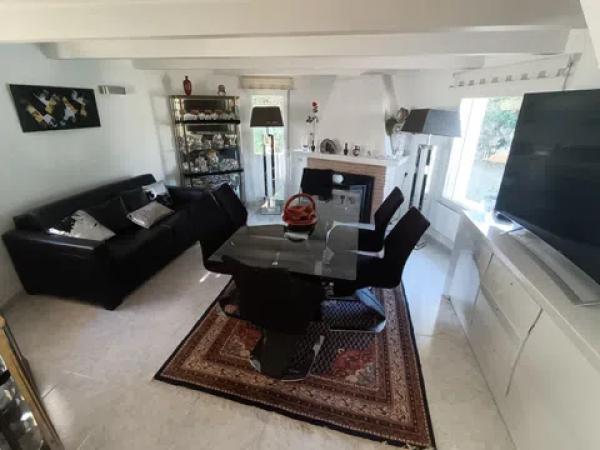 Casa independiente en calle Efaistos