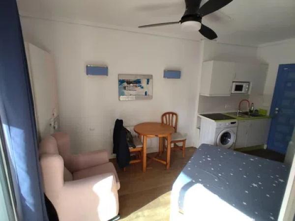 Estudio en Barrio Les Bassetes-El Marjal