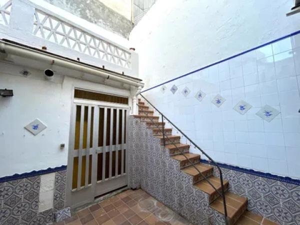 Casa independiente en calle Major