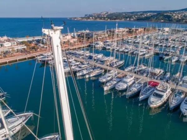 Casa independiente en calle Major