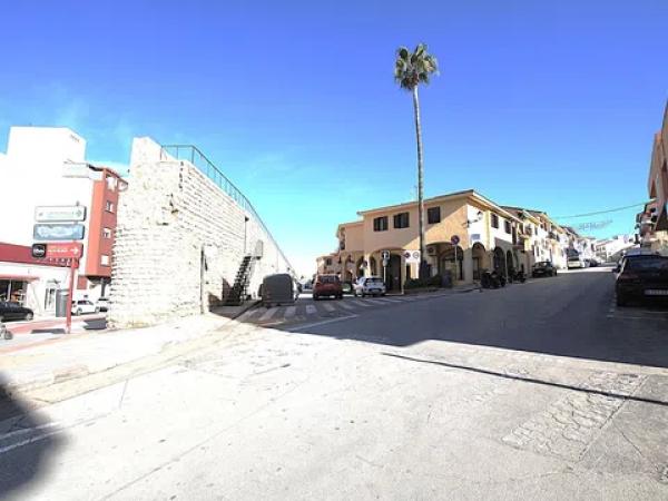 Piso en ronda de les Muralles