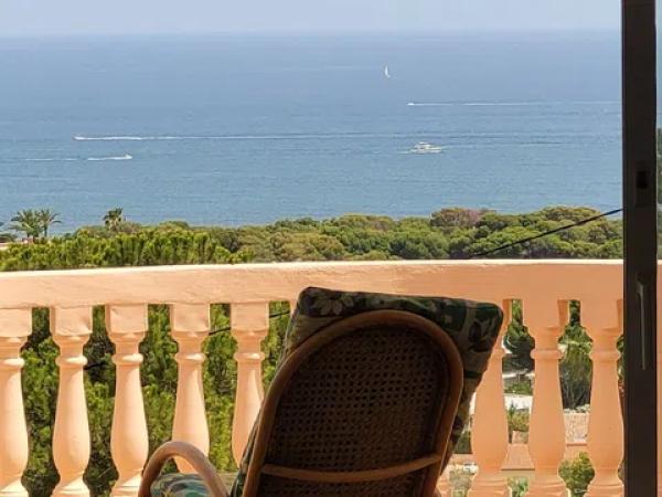 Chalet adosado en calle Galán de Nit