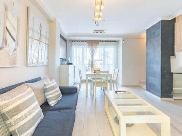 Dúplex en calle Llac Ladoga