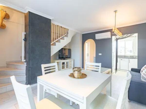 Dúplex en calle Llac Ladoga