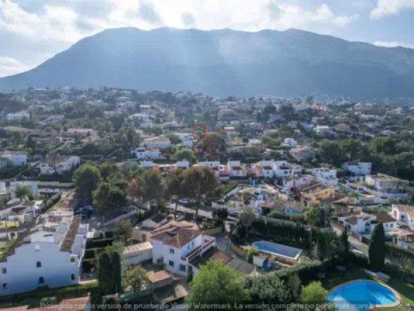 Chalet en Les Rotes/Las Rotas