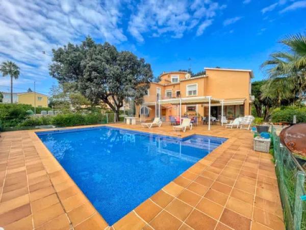 Chalet en Barrio Les Bassetes-El Marjal