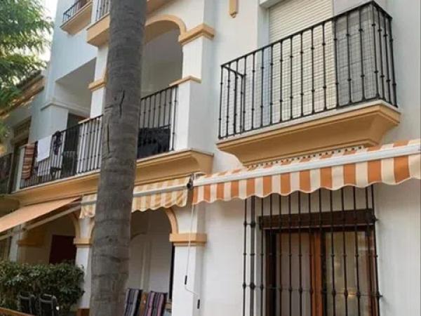 Piso en Barrio Les Bovetes-La Felicidad