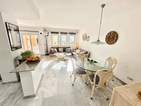 Piso en avenida de Joan Fuster