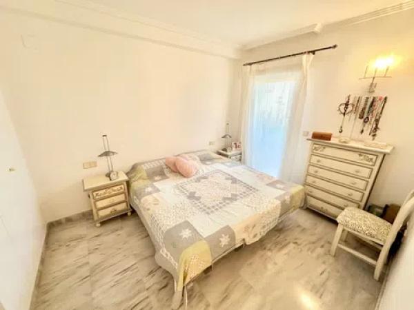 Piso en avenida de Joan Fuster