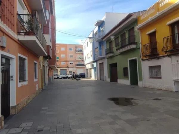 Chalet adosado en plaza de Mariana Pineda s/n