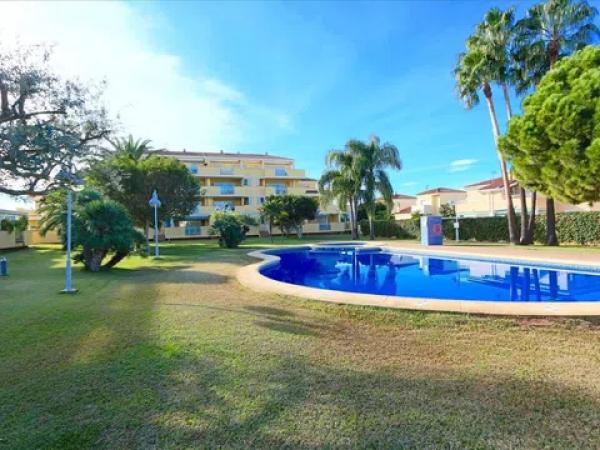 Piso en Barrio Les Bovetes-La Felicidad