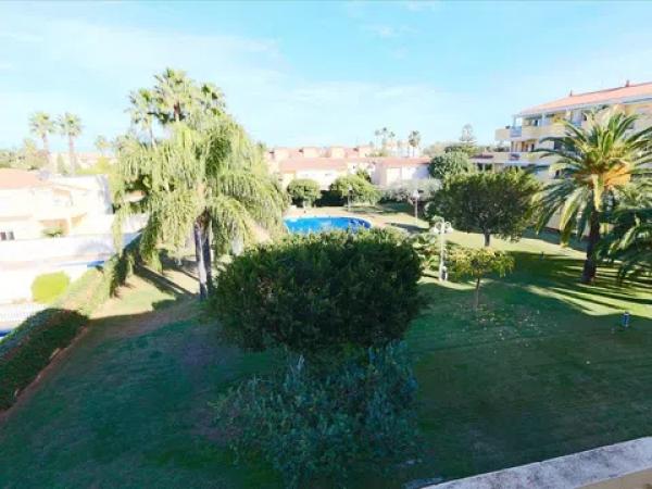 Piso en Barrio Les Bovetes-La Felicidad