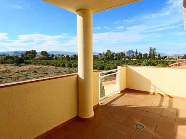 Piso en Barrio Les Bovetes-La Felicidad