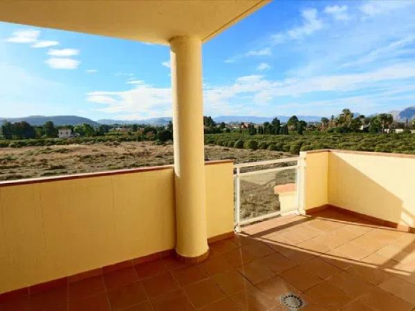 Piso en Barrio Les Bovetes-La Felicidad