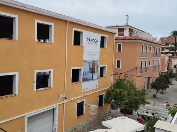 Casa independiente en calle de Gabriel Moreno, 16