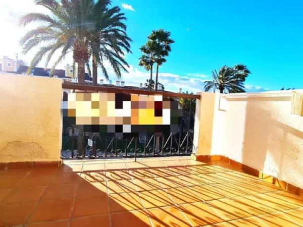 Dúplex en Barrio El Palmar-Los Molinos