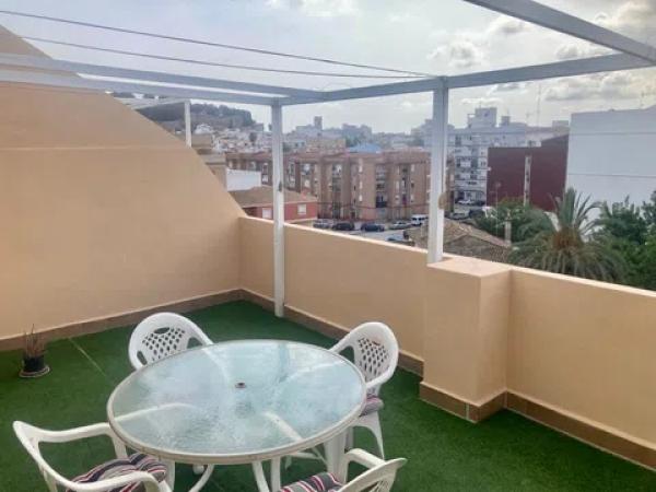 Ático en avenida Miguel Hernández