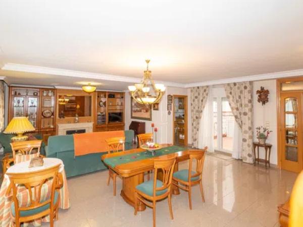 Chalet en Centro Urbano