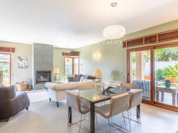 Casa independiente en calle d'Esparta