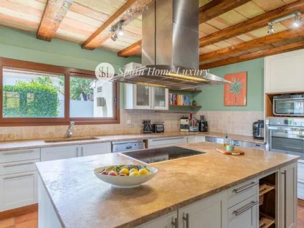 Casa independiente en calle d'Esparta