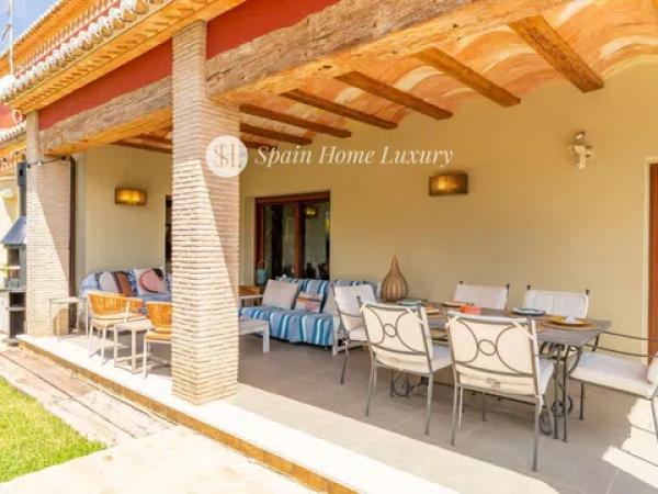 Casa independiente en calle d'Esparta