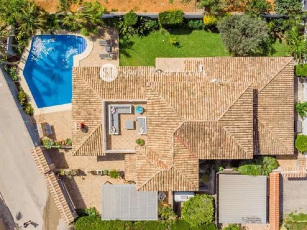 Casa independiente en calle d'Esparta