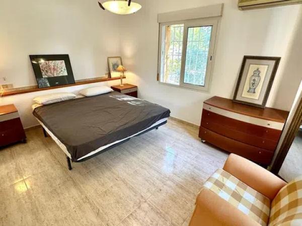 Casa independiente en camino Ample