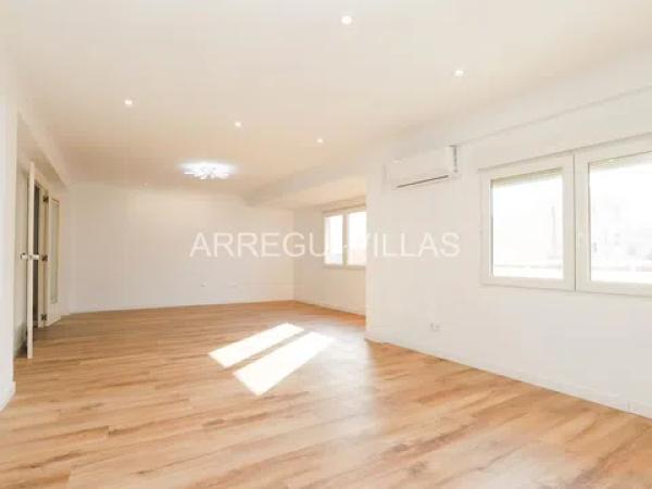 Piso en calle de Patricio Ferrándiz