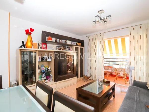 Piso en calle dels Furs