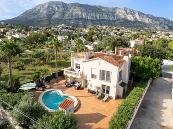 Chalet en Les Rotes/Las Rotas